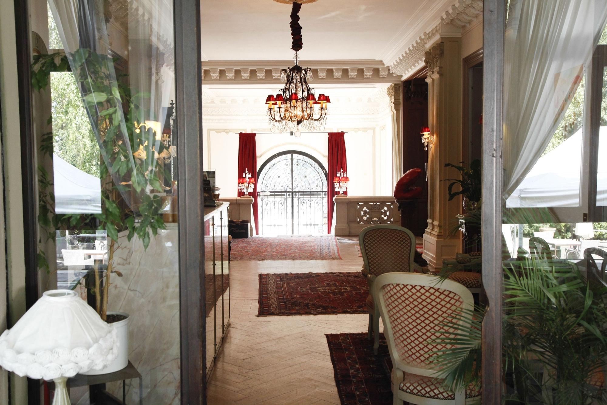 Domaine De Beaupre - Hotel The Originals Relais Гебвилер Екстериор снимка