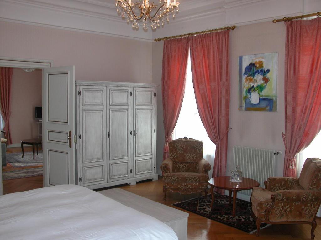 Domaine De Beaupre - Hotel The Originals Relais Гебвилер Стая снимка