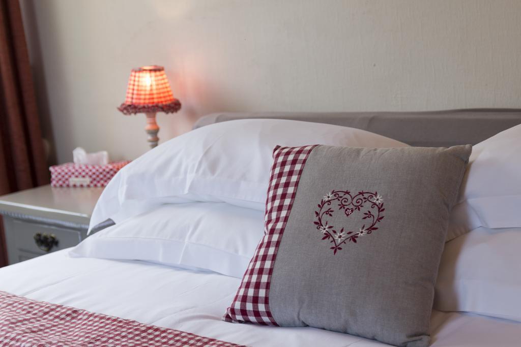 Domaine De Beaupre - Hotel The Originals Relais Гебвилер Екстериор снимка